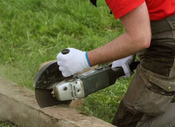 Cost of Curb Sawing in Columbia