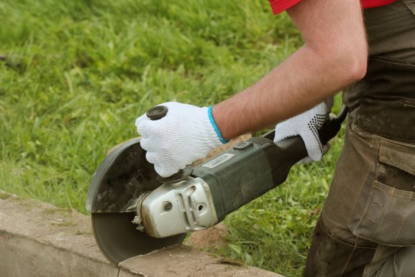 Cost of Concrete Curb Sawing in Columbia