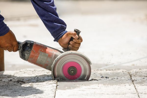 Cost of Concrete Floor Sawing in Columbia